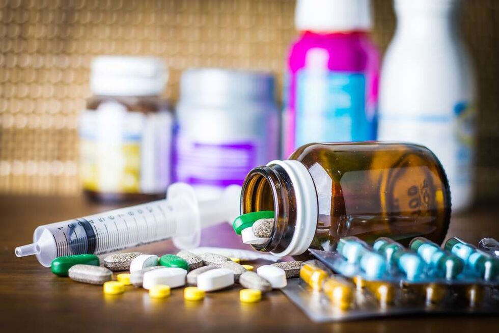 Trattamento farmacologico dell'osteocondrosi della colonna vertebrale toracica